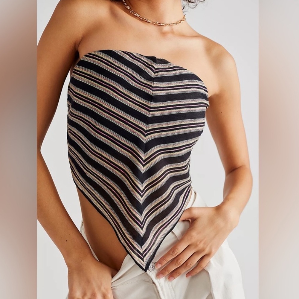 NEW FP One Raya Bandana Top Black Stripe